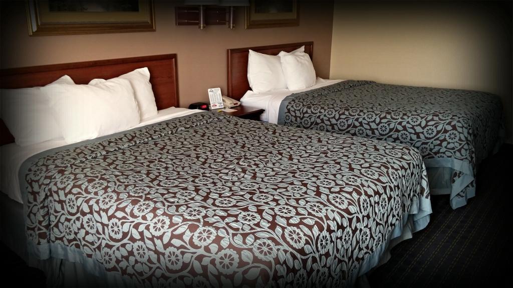 Days Inn By Wyndham Collinsville St Louis Kültér fotó